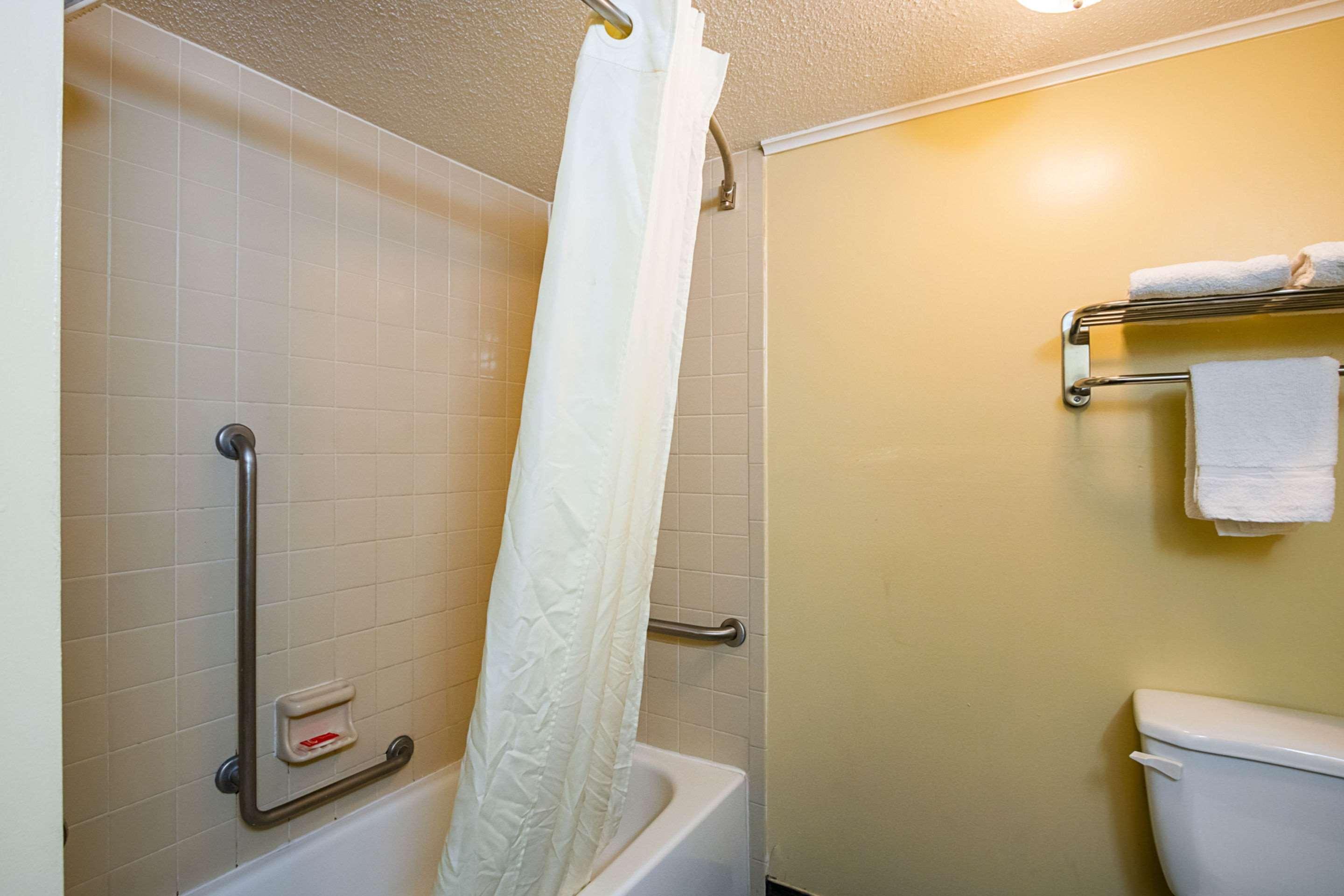 Econo Lodge Savannah Eksteriør bilde